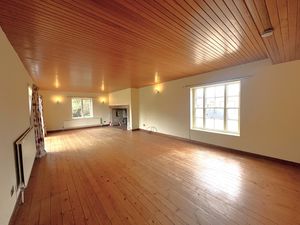 Photo 24- click for photo gallery